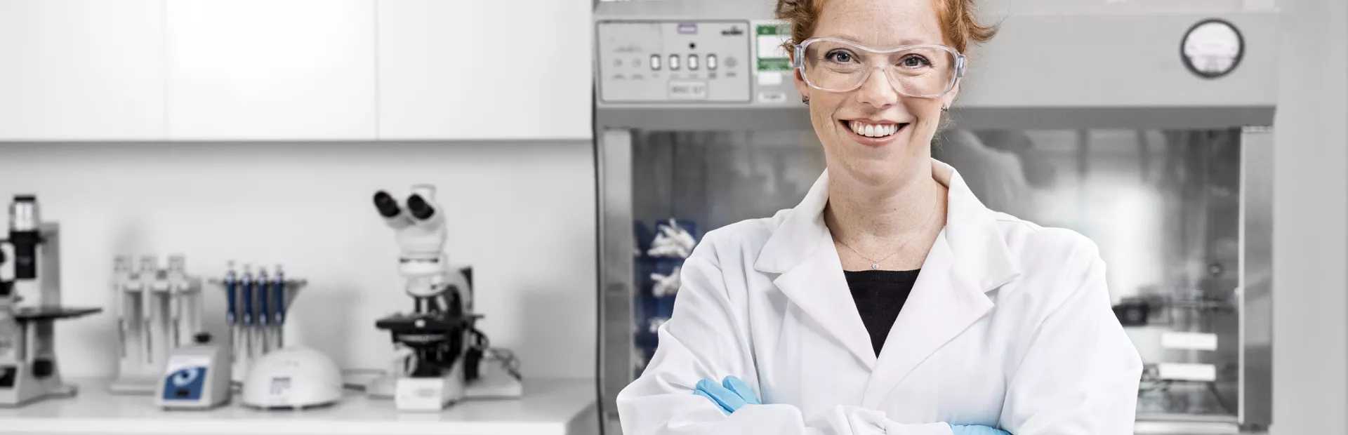 Woman scientist in lab